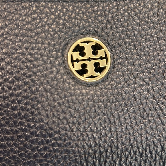 Tory Burch Perry Tote in Navy Blue with Gold Hardware - Picture 10 of 11